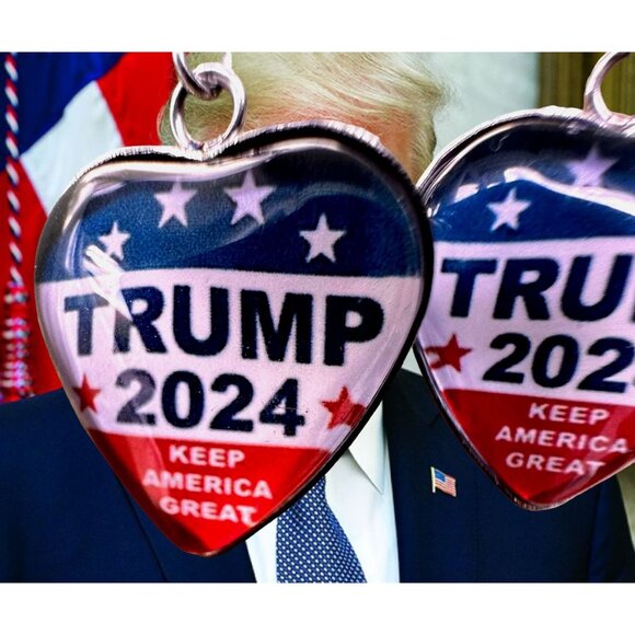 Trump 2024 Earrings MAGA New Heart Shaped Dangle Hooks Patriotic Electi… - Picture 7 of 12